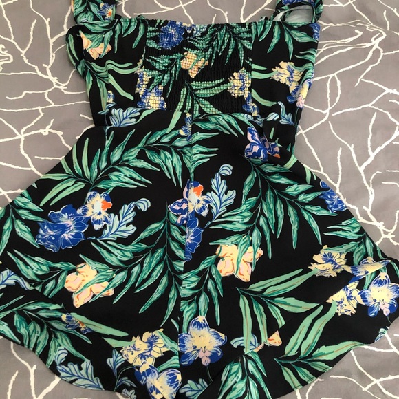 TWIK Summer romper - Picture 3 of 5